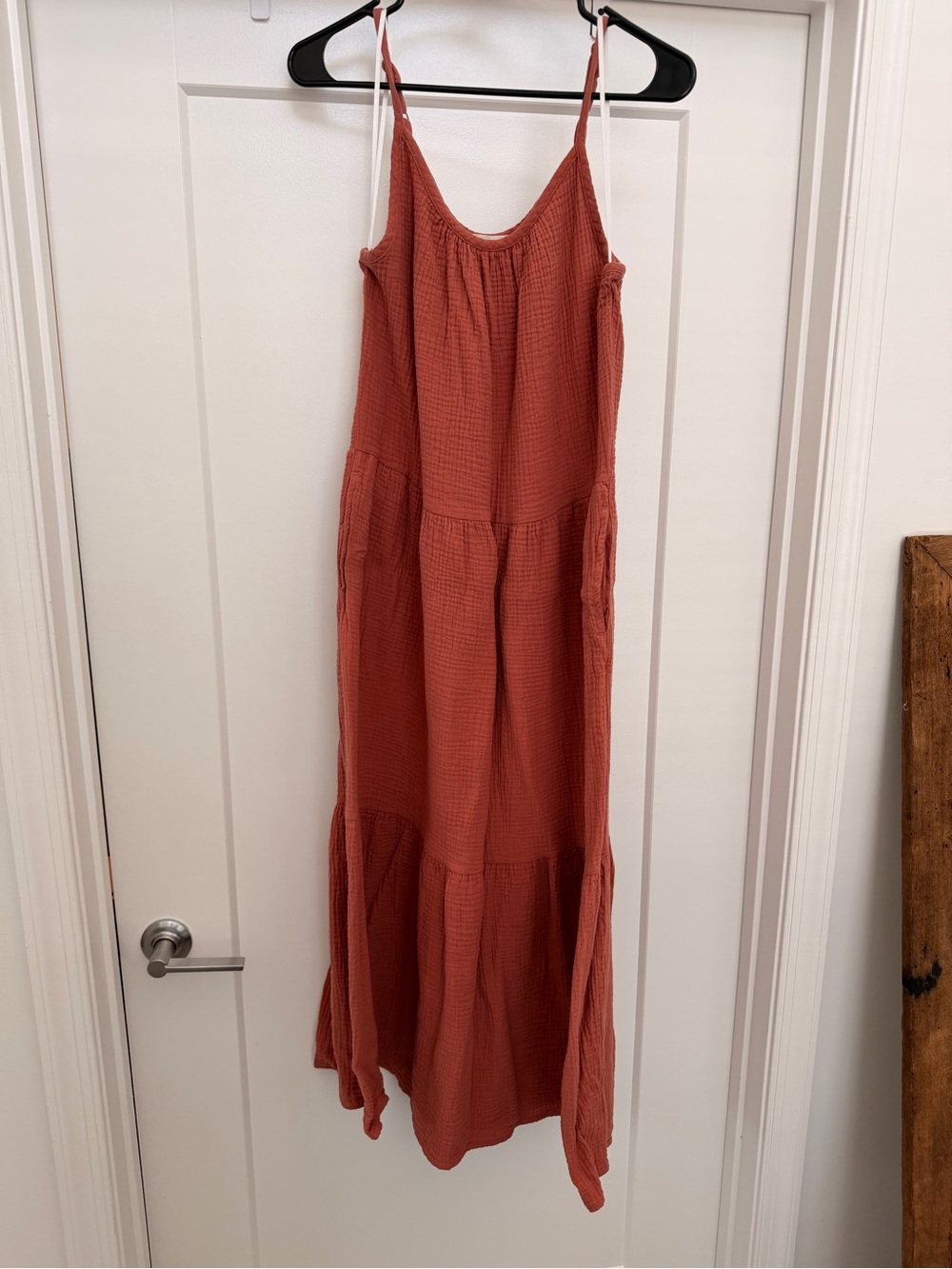 C&C California Rust-Tone Tiered Maxi Dress